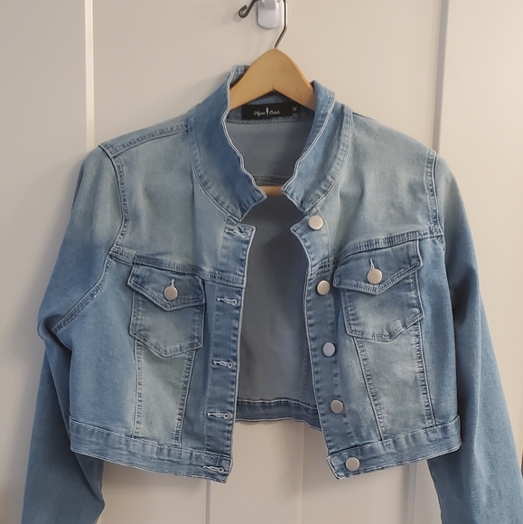 Jacket - Picture 4 of 5